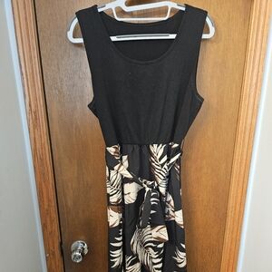 Black Tropical Print Sleeveless Tie-Waist Dress
